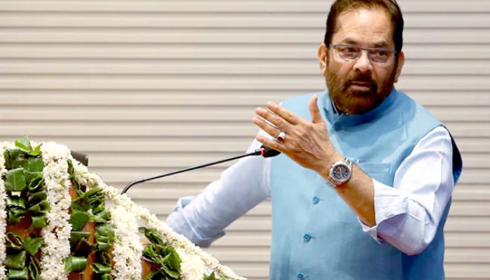 मुख़्तार अब्बास नकवी ने पीएम मोदी की तारीफ़ों में बांधे पुल, कहा- 2014 से ही पीएम मोदी अजमेर शरीफ दरगाह भेज रहे हैं चादर